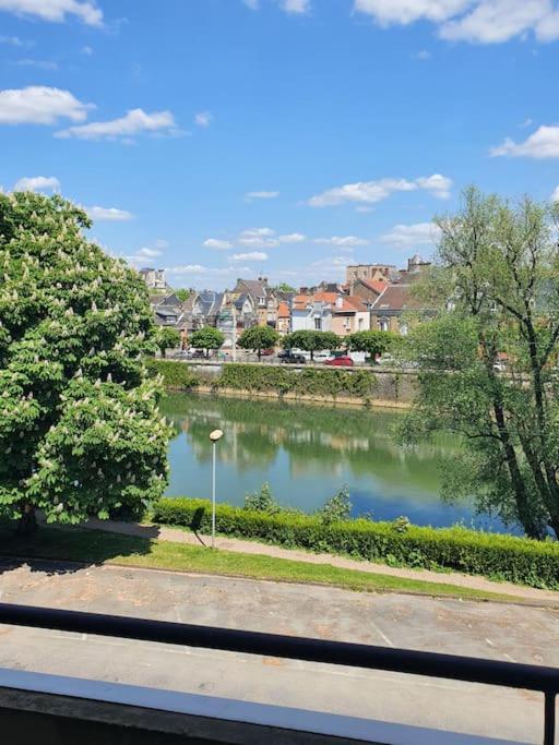 Le Studio Du Quai Charleville-Mézières Esterno foto
